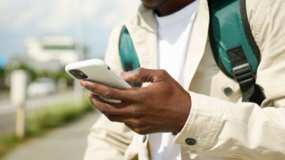 Klinik-Effizienz: App-Upload spart 14,9 Stunden pro Vorgang